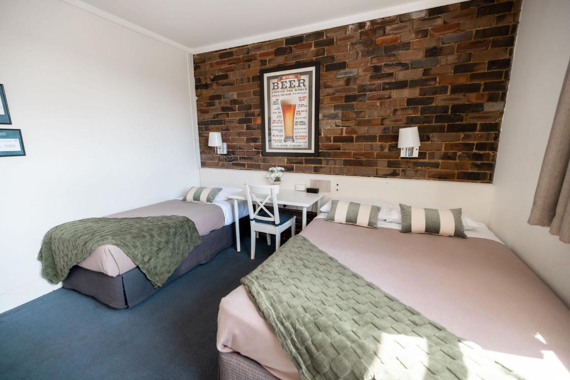 Hornsby Inn Buitenkant foto